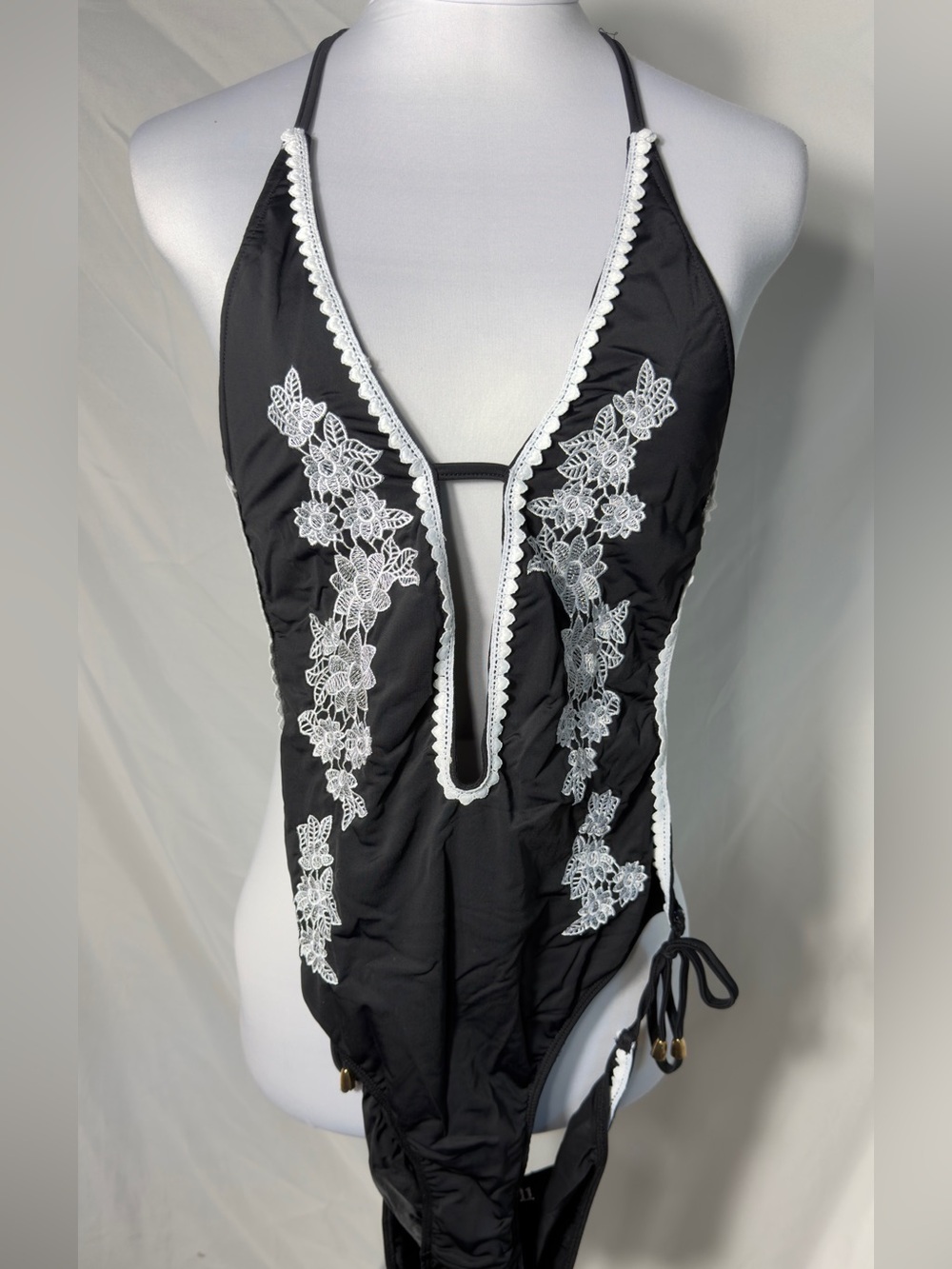Feather 11 Backless Black and White Embroidered One-Piece Swimsuit